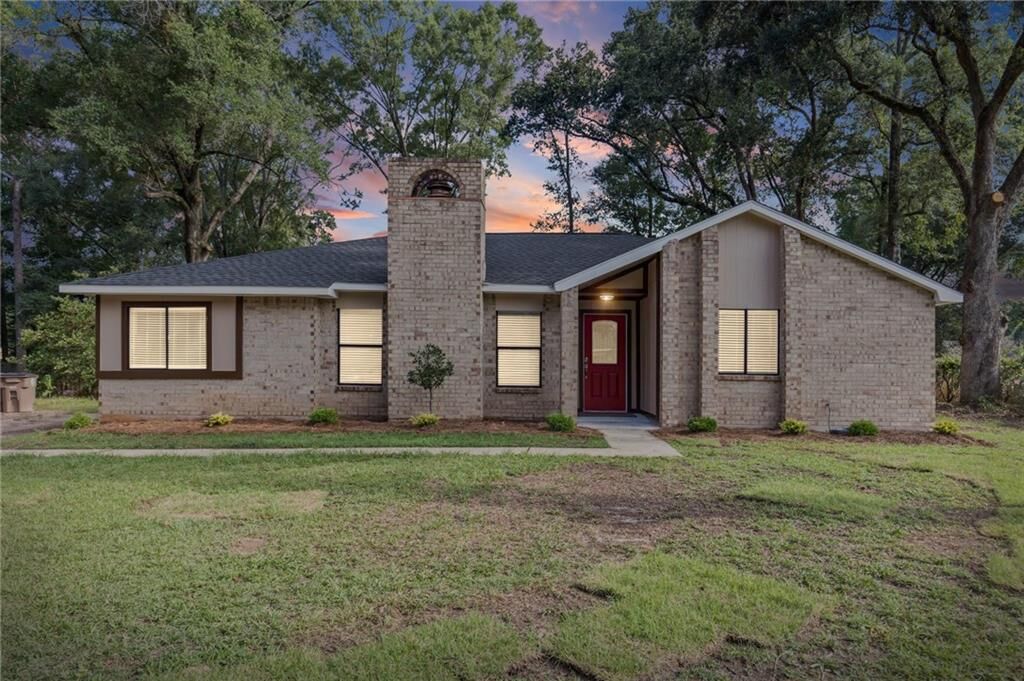 Property Photo:  6436 Southampton Way  AL 36618 