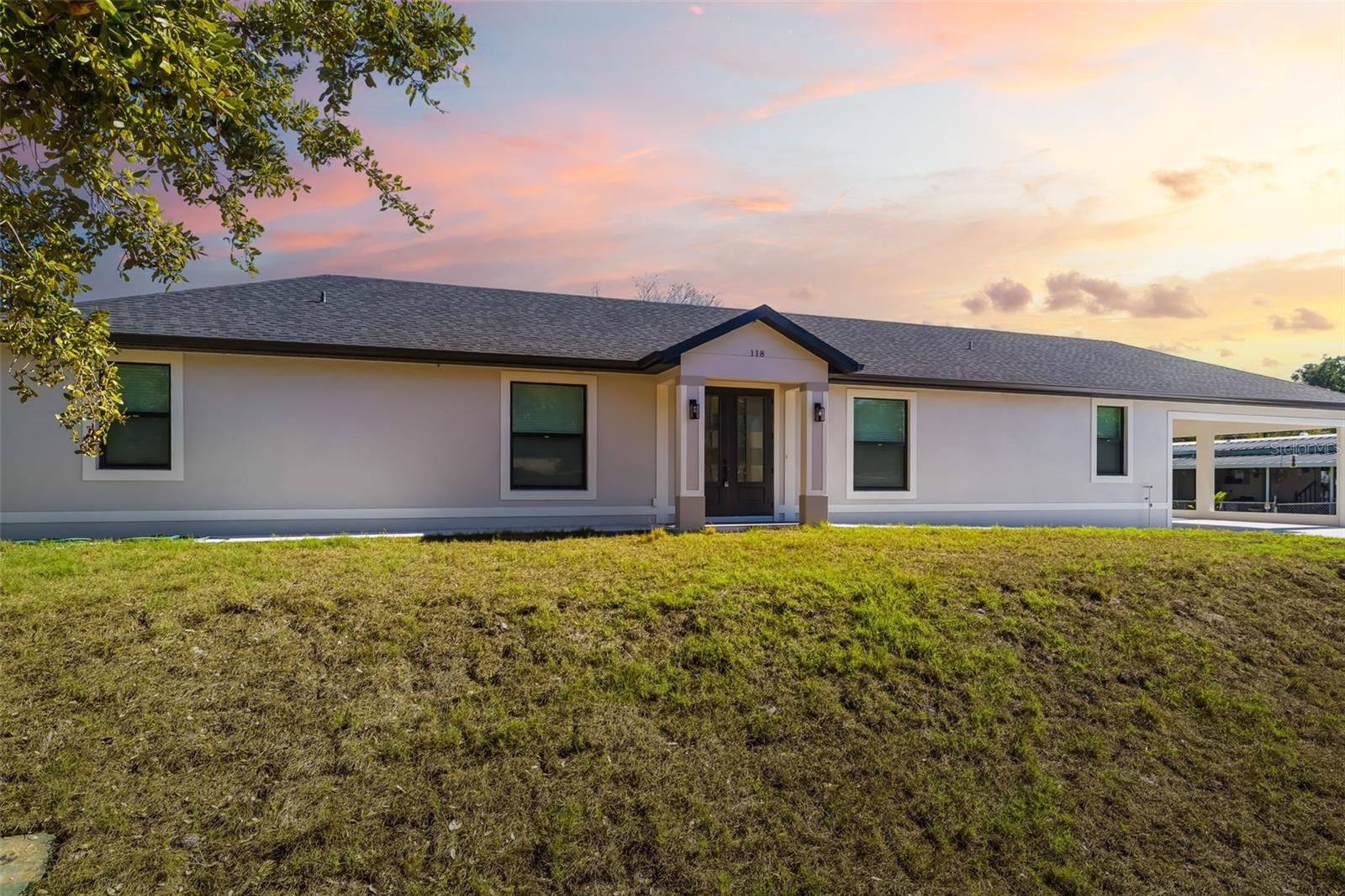 Property Photo: 118 Ruby Avenue N FL 34275