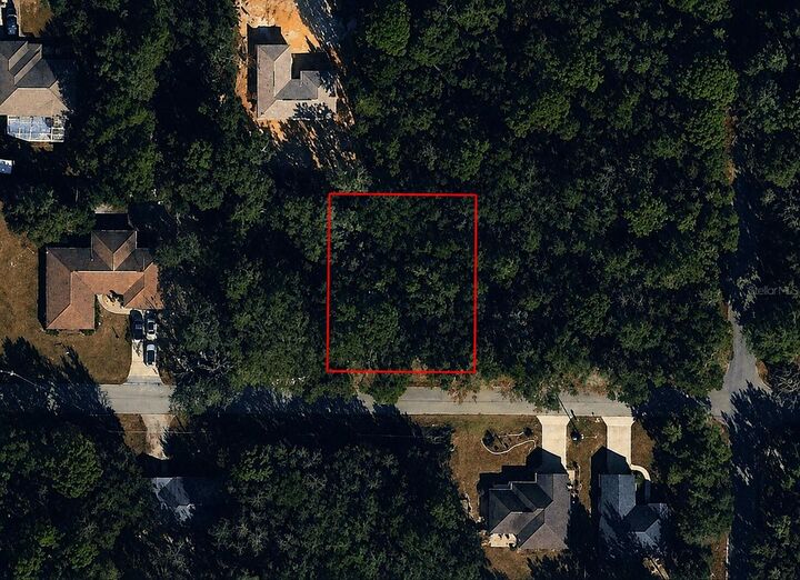 Property Photo: 3133 E Lloyd St FL 34453