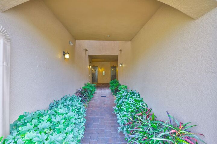 Property Photo:  7344 Skybird Road  FL 34209 