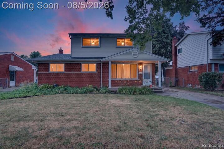 Property Photo:  8415 Christine Street  MI 48093 4915 