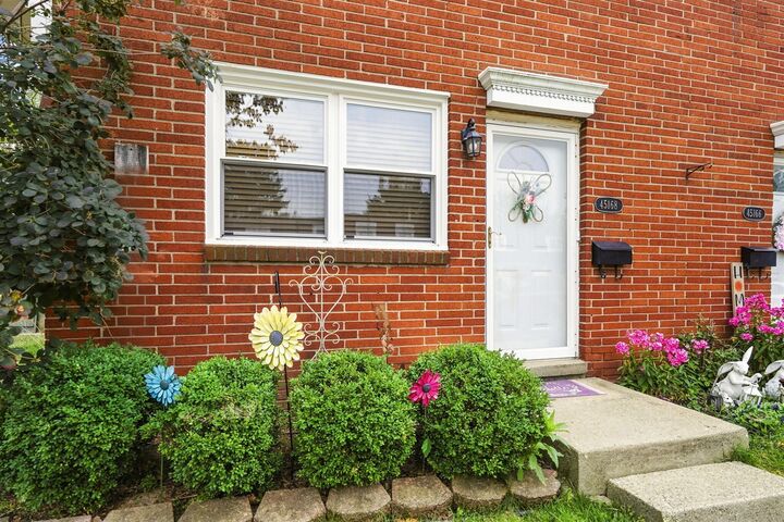 Property Photo: 45168 Kensington Street MI 48317