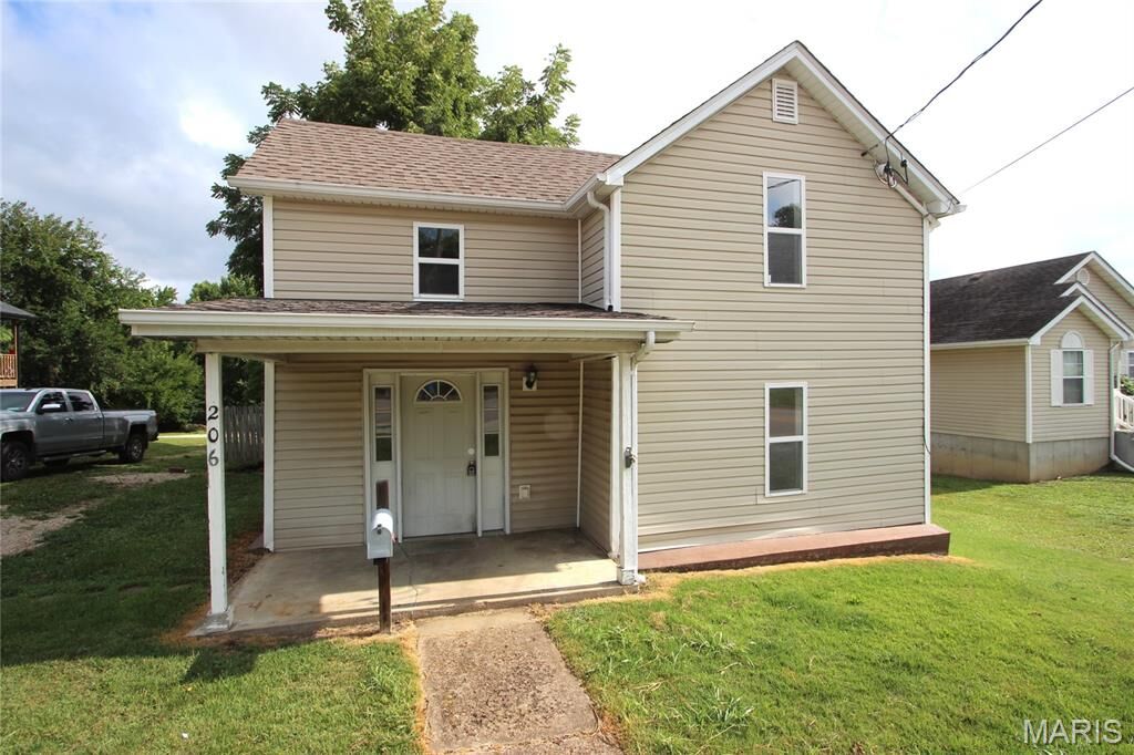 Property Photo:  206 W School Street  MO 63628 