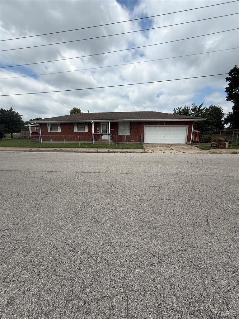 Property Photo: 1200 Alton Avenue IL 62060
