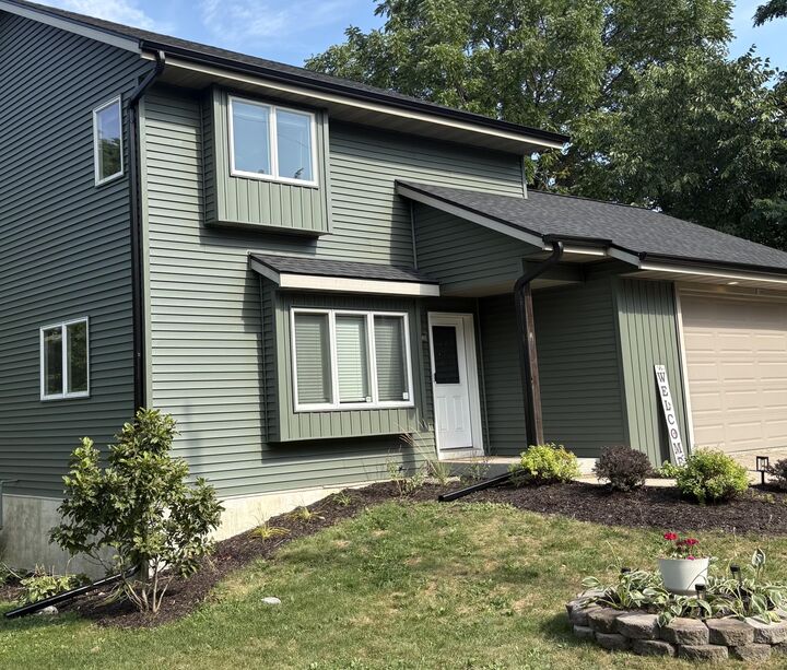 Property Photo: 1586 Highland Ave WI 53033