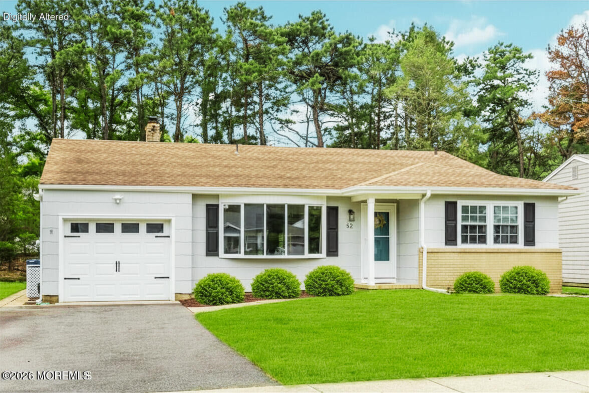 Property Photo:  52 Castleton Drive  NJ 08757 