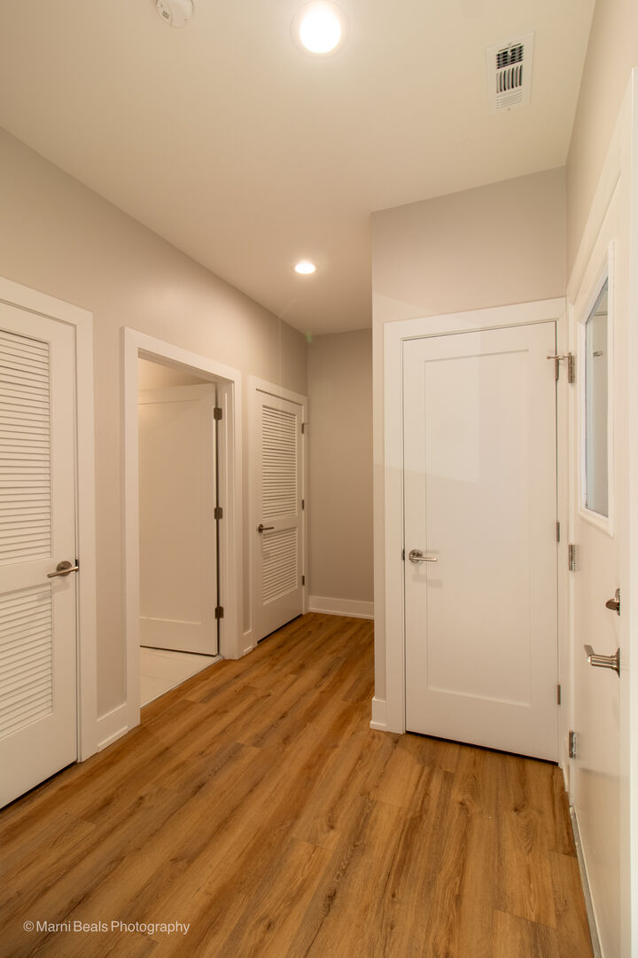 Property Photo:  6749 S Langley Avenue B  IL 60637 