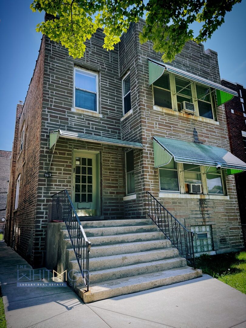 Property Photo: 7613 S Evans Avenue IL 60619