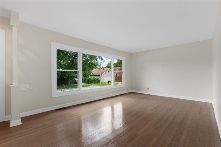 Property Photo:  11358 S Rockwell Street  IL 60655 
