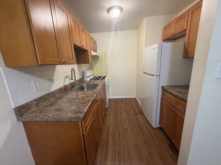 Property Photo:  5720 East Avenue 2A  IL 60525 