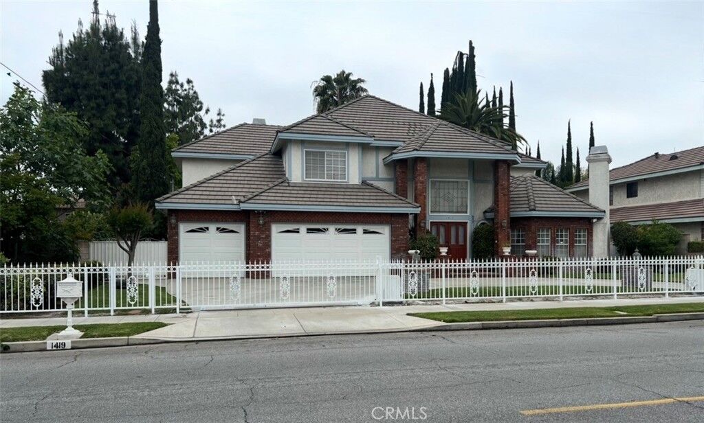 Property Photo:  1419 Holly Avenue  CA 91007 