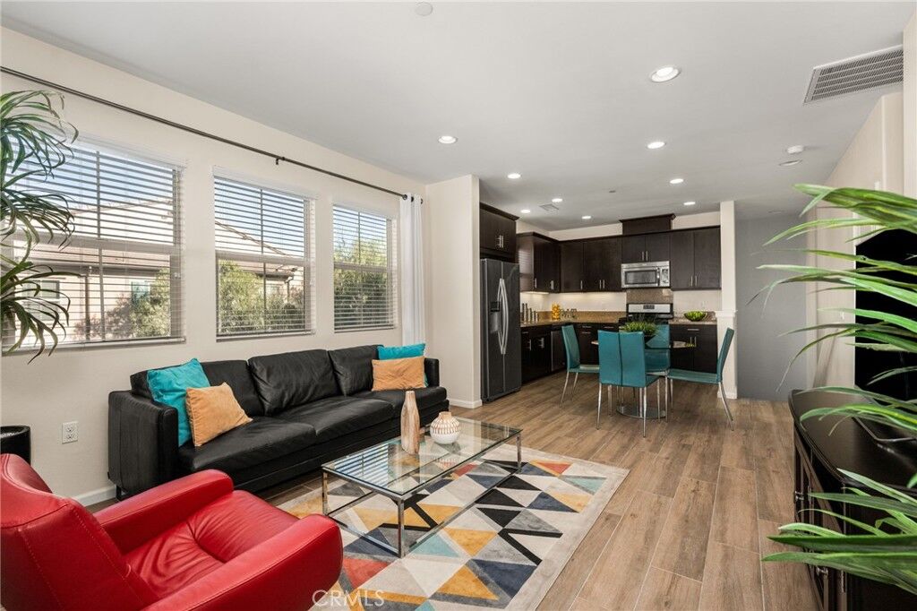 Property Photo:  1414 El Paseo  CA 92610 