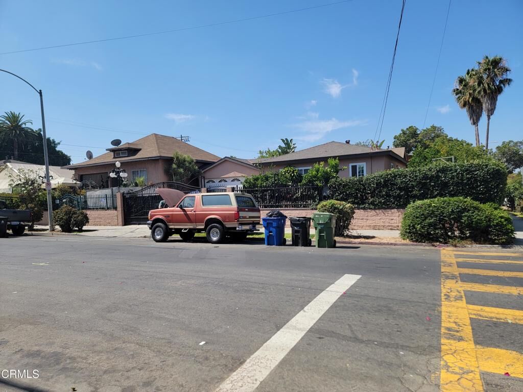 Property Photo:  2338 Sheridan Street  CA 90033 