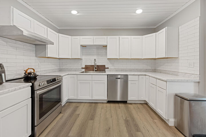 Property Photo:  13 Fruit Street  ME 04401 