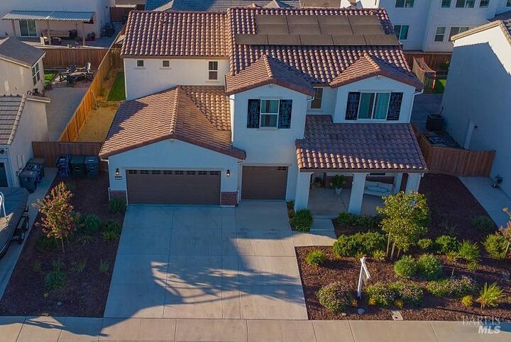 Property Photo: 425 Vanderbilt Drive CA 95620