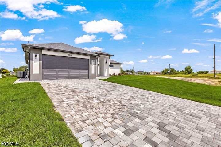 Property Photo:  2909 NW 5th Avenue  FL 33993 
