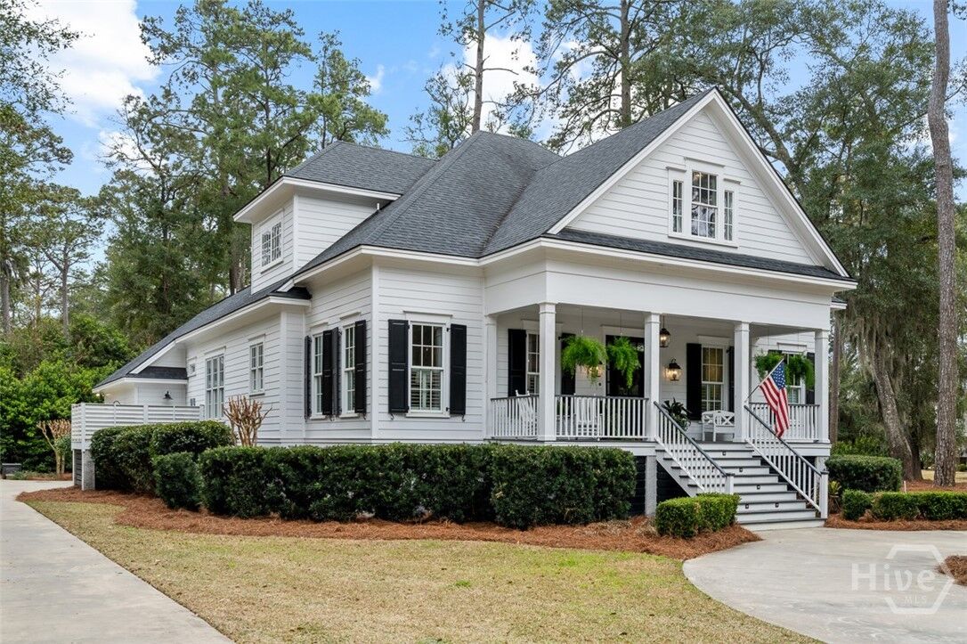 Property Photo: 2 Lightenstone Court GA 31411