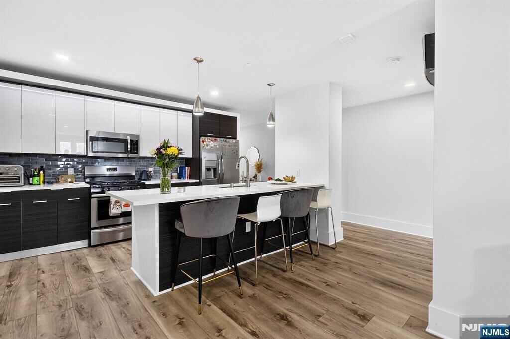 Property Photo: 62 69th Street 203 NJ 07093