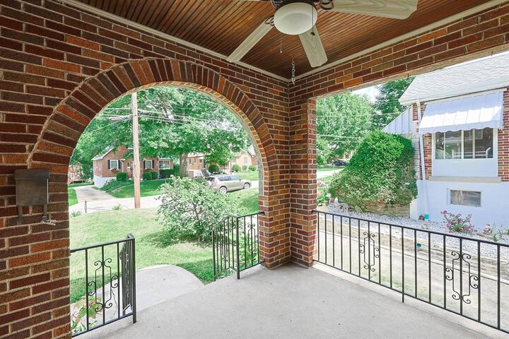 Property Photo: 16 W Crittenden Avenue KY 41011