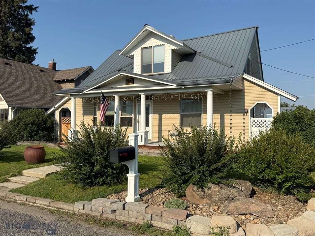 Property Photo:  2001 Nevada Avenue  MT 59701 