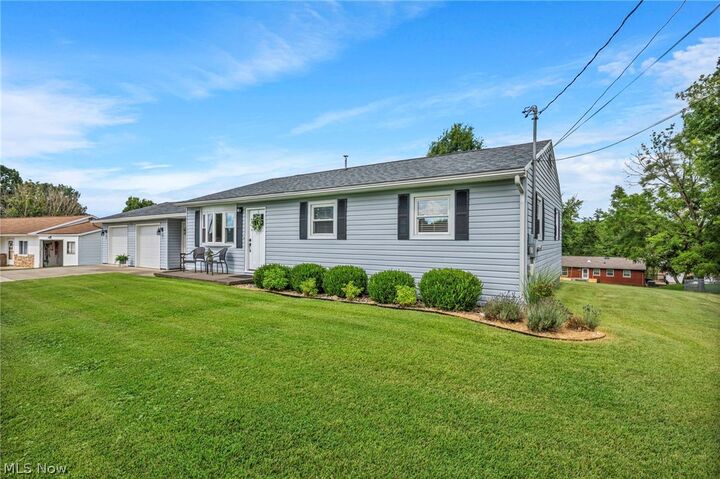 Property Photo: 374 Meadow Lane WV 26101