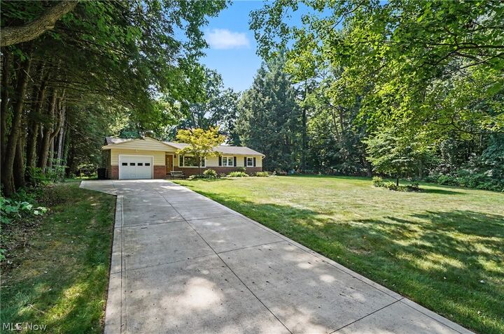 Property Photo: 38600 Berkshire Hills Drive OH 44094