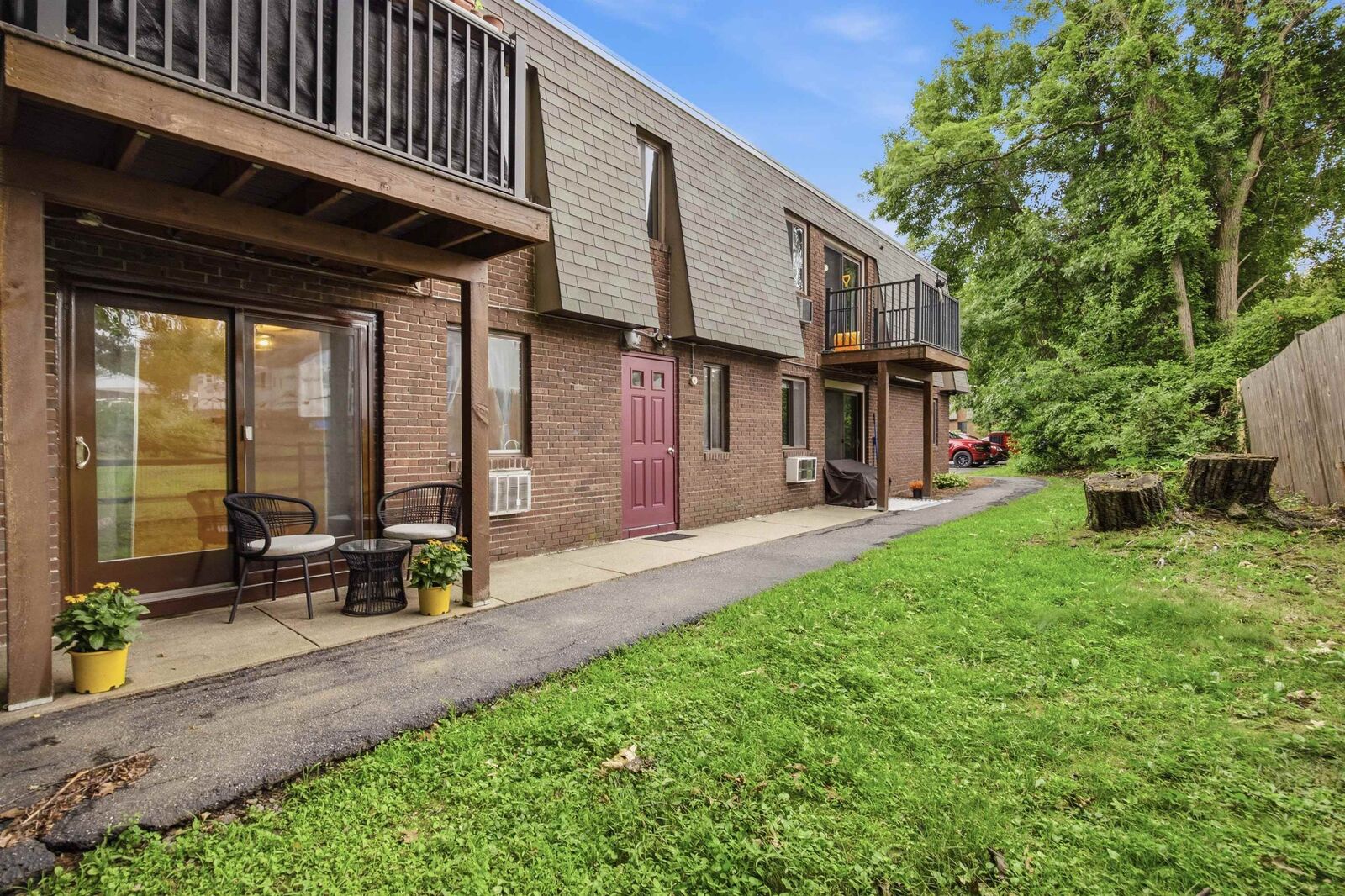 Property Photo: 56 Robert Court NH 03103