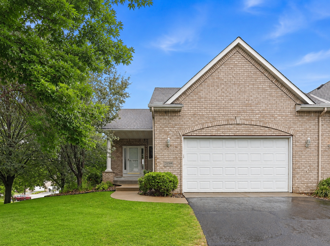 Property Photo: 20584 Kearney Path MN 55044