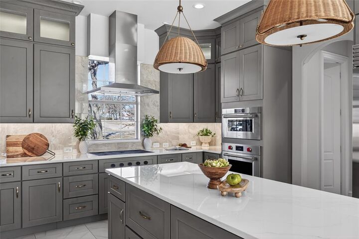 Property Photo:  5704 Pine Valley Drive  TX 75022 