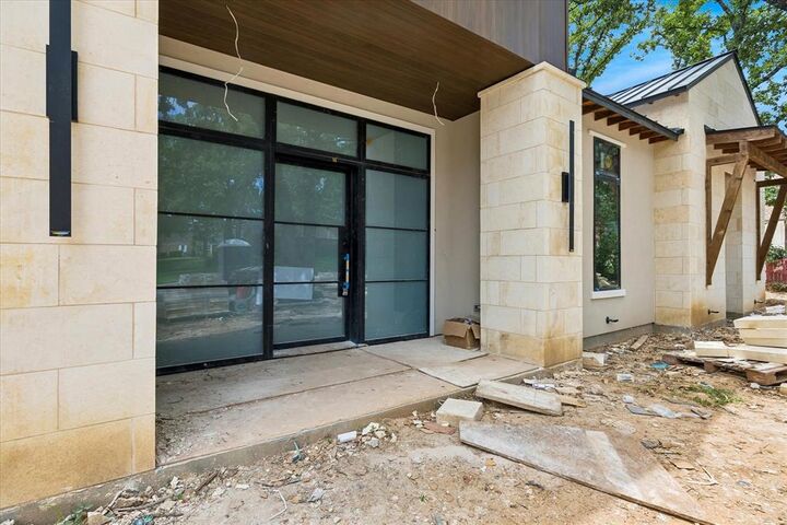 Property Photo:  413 Live Oak Drive  TX 76034 