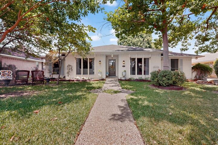 Property Photo: 2003 J J Pearce Drive TX 75081