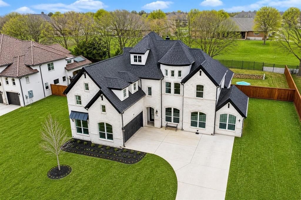 Property Photo: 4108 Water Stone Court TX 75009