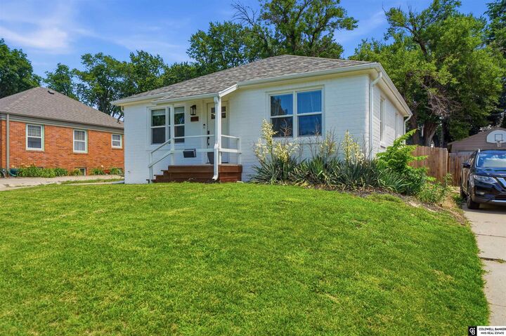 Property Photo: 874 S 34th Street NE 68510