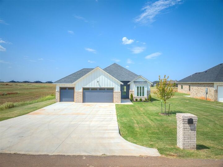 Property Photo: 29763 Jade Street OK 73016