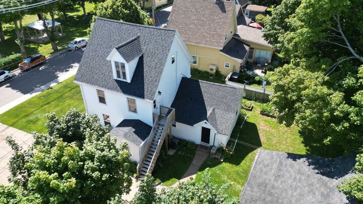 Property Photo:  21 Winter Street  PE C1N 1N2 