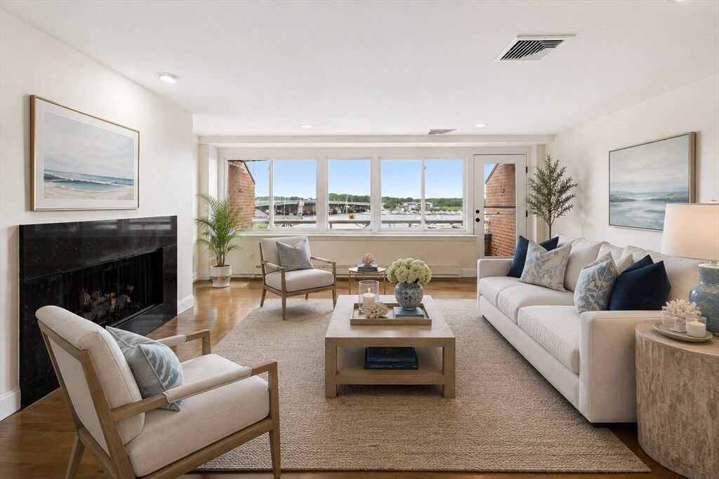 Property Photo:  58 Merrimac Street 3-4  MA 01950 