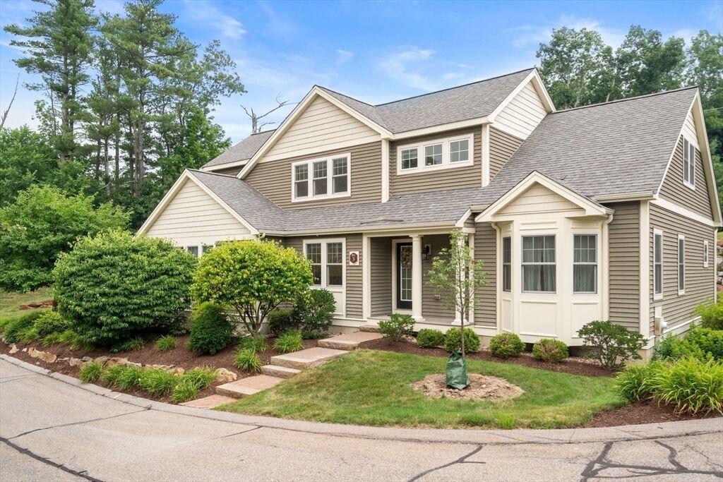 Property Photo: 3 McGill Ct MA 01748