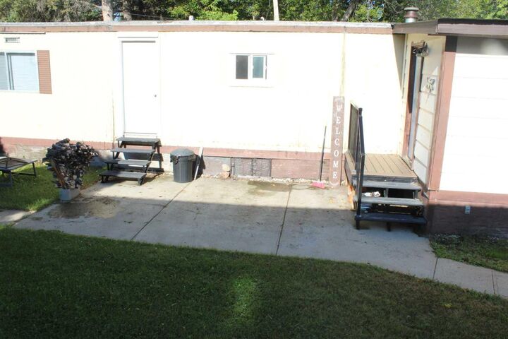 Property Photo: 217 2nd Street SK S0M 2G0