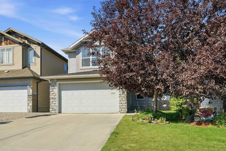 691 Panamount Boulevard NW — photo 1