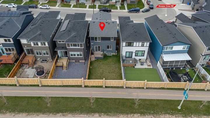 Property Photo: 132 Howse Crescent NE AB T3P 1L5