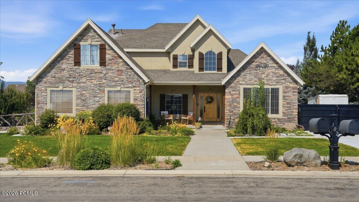 Property Photo:  102 S Fox Den Road  UT 84049 