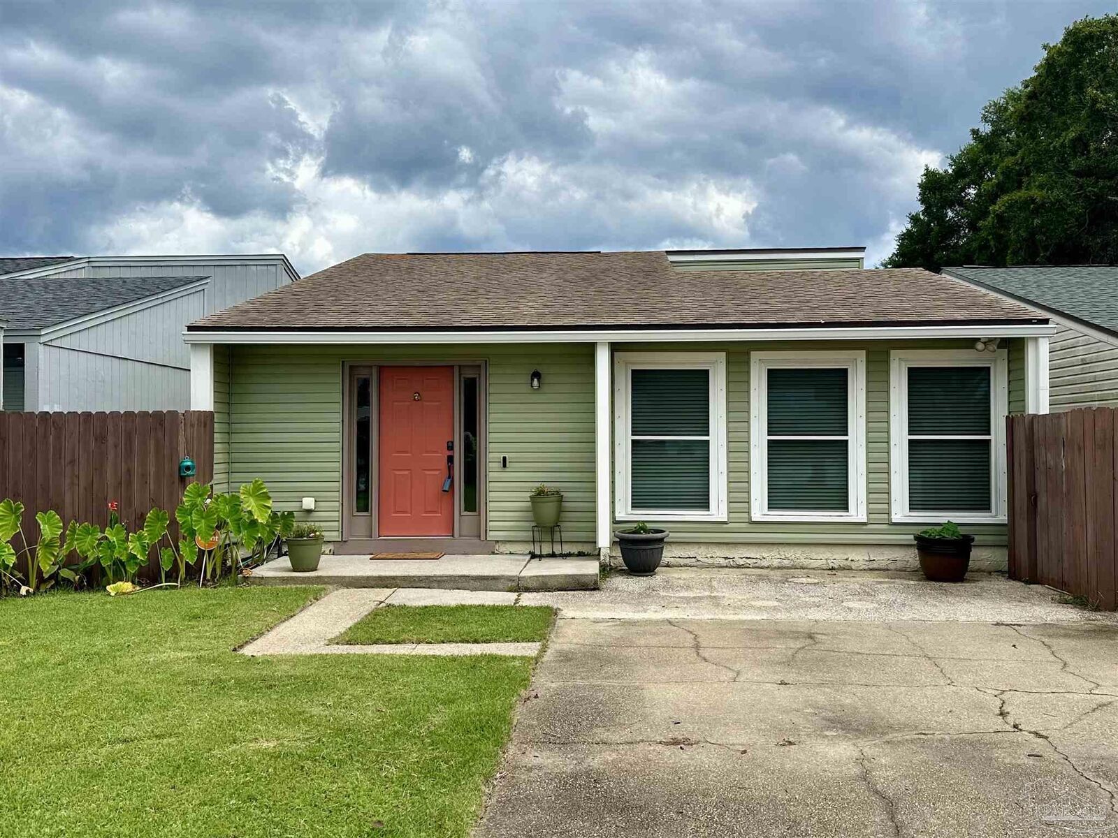 Property Photo: 3410 Carlotta St FL 32503