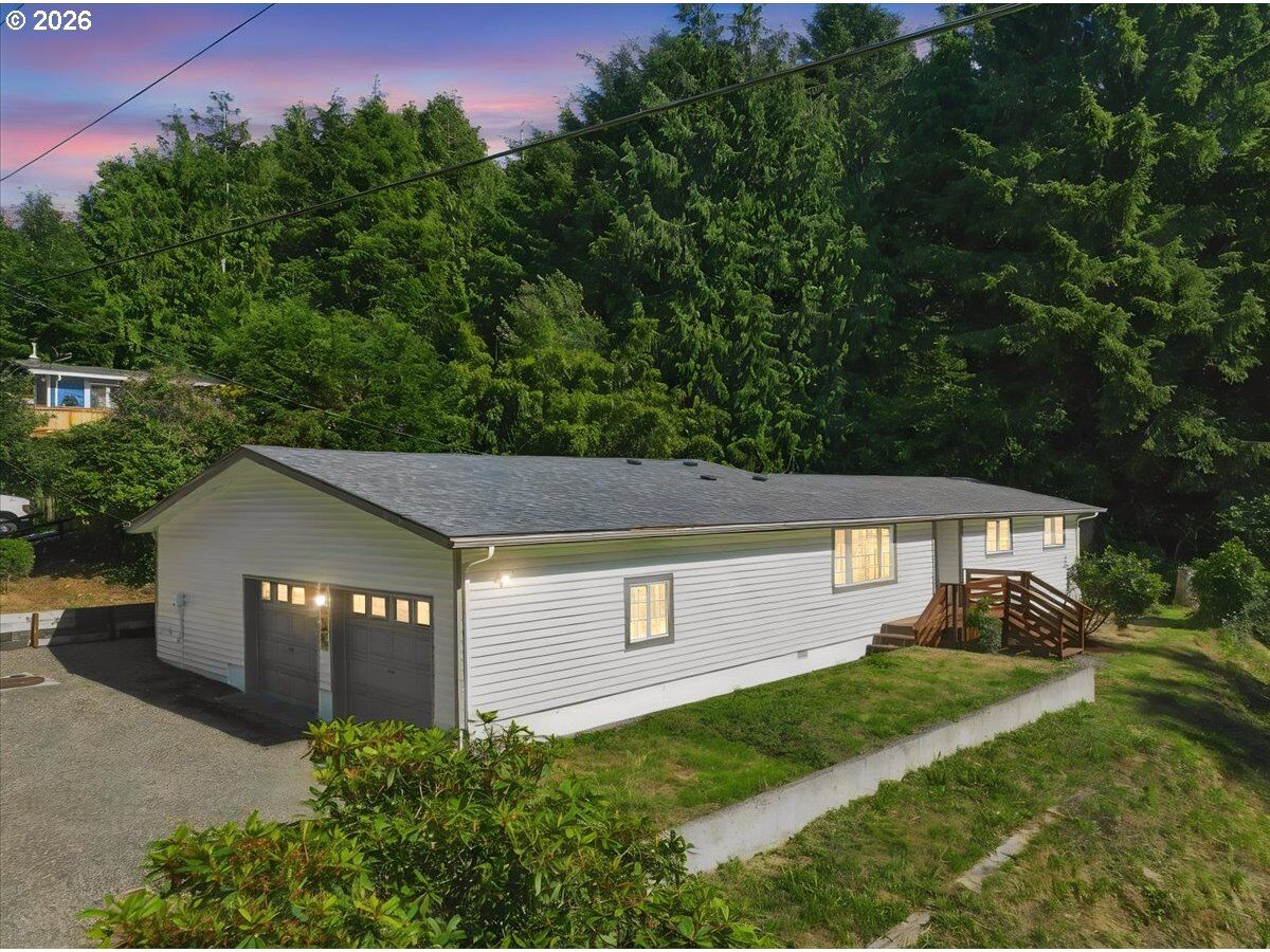 Property Photo: 9525 NE 17th Ave OR 97136