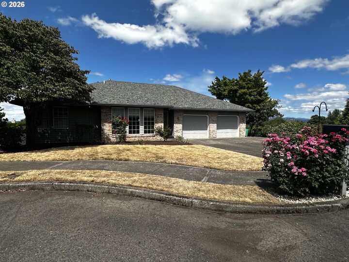 Property Photo: 14441 NE Morris Ct OR 97230