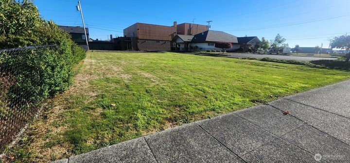 Property Photo: 315 W 1st Street WA 98520