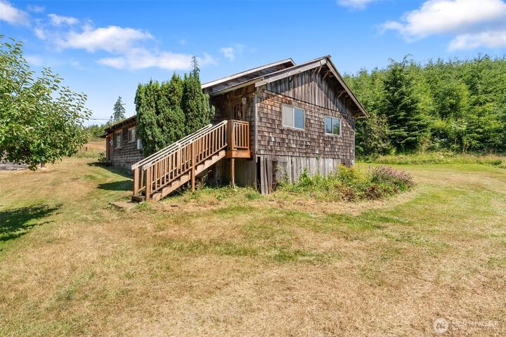 Property Photo:  122  Cole Rd  WA 98572 