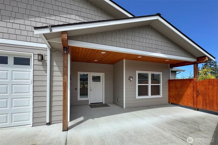 Property Photo: 1416 Rook Drive WA 98362