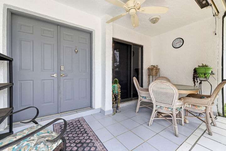 Property Photo: 120 Sunshine Boulevard FL 33411