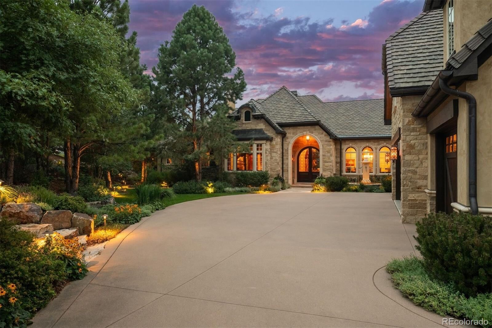 Property Photo:  1125 Northwood Court  CO 80108 