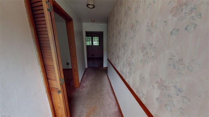 Property Photo: 3711 Magnolia Dr VA 23703